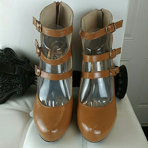 Red circle caramel Talasi shoes - Picture 3 of 8